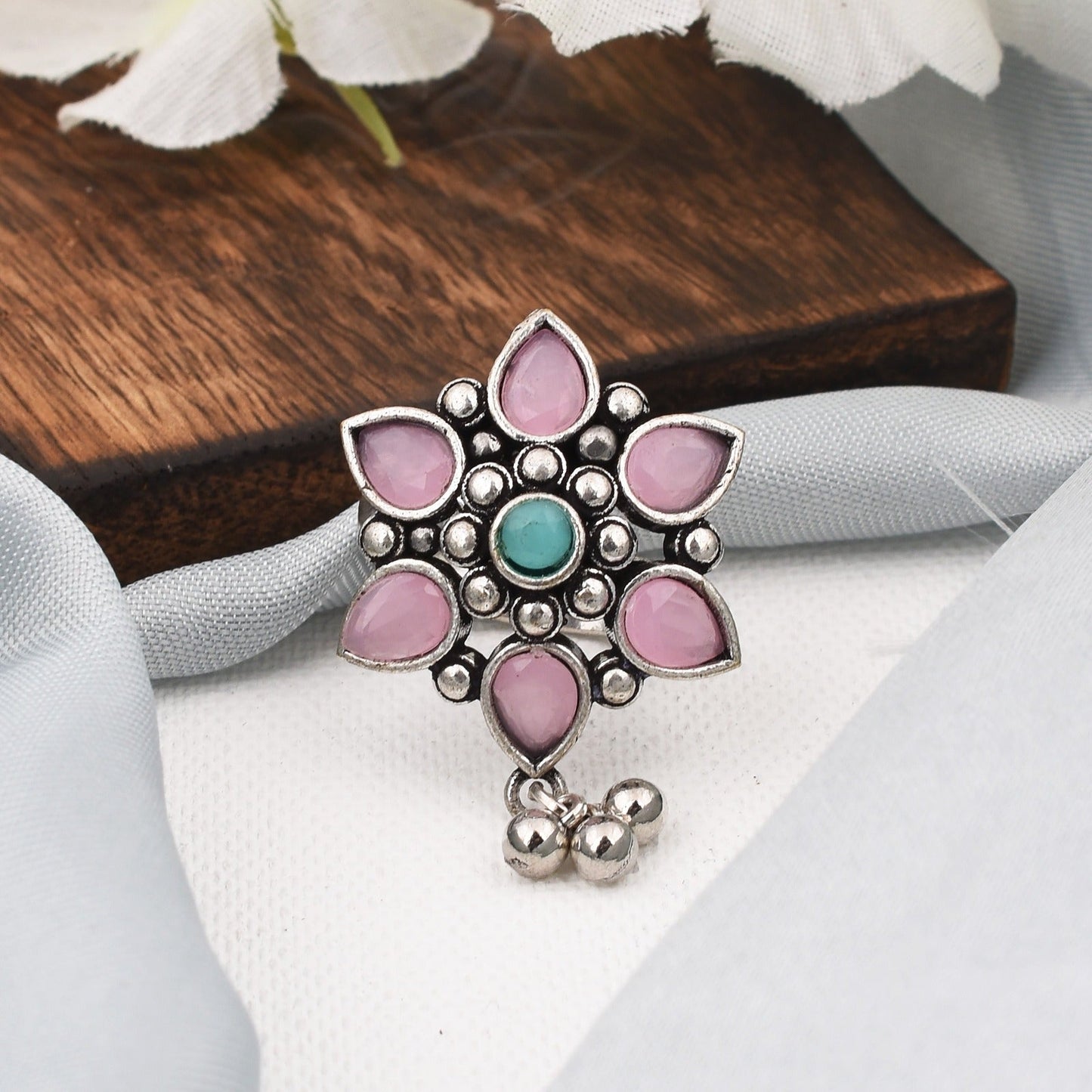 Thiya Floral Finger Ring